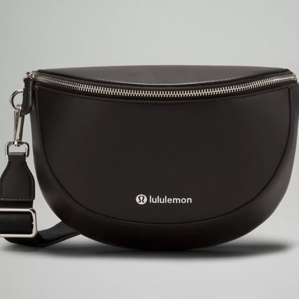 lululemon athletica Black Belt Bag
